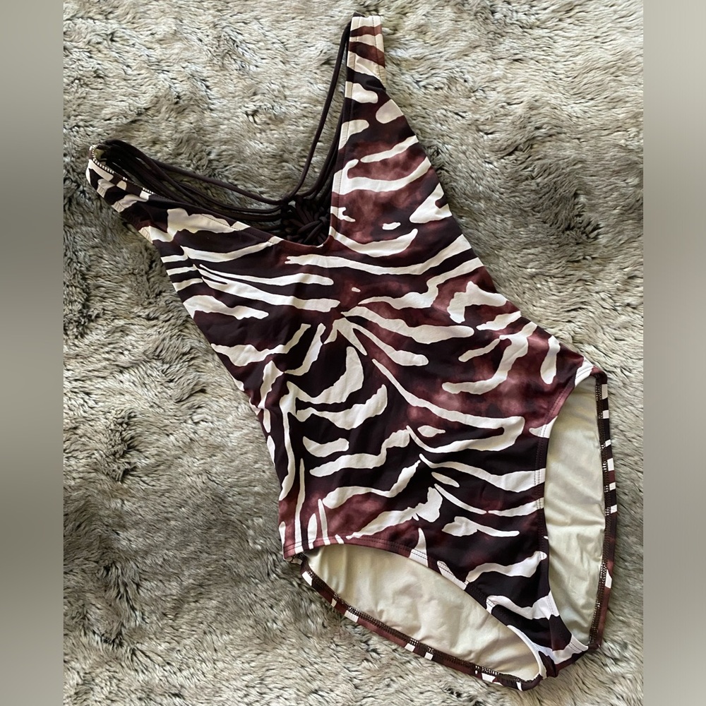 La Blanca One Piece Swimsuit